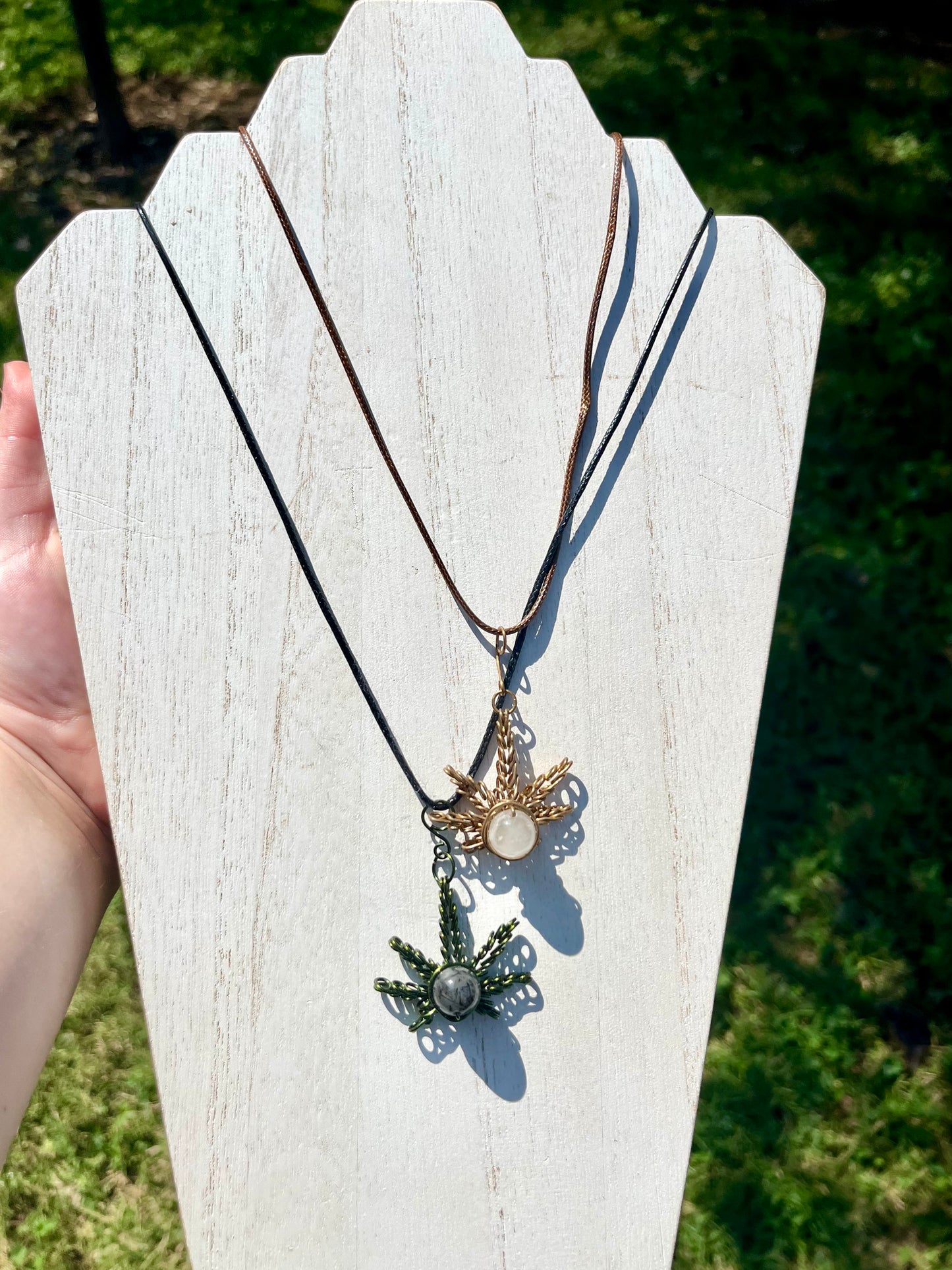 Special Leaf Necklace