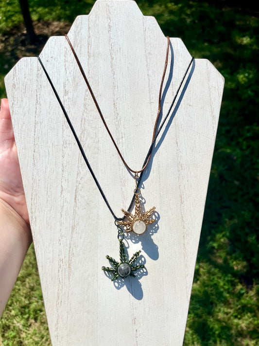 Special Leaf Necklace