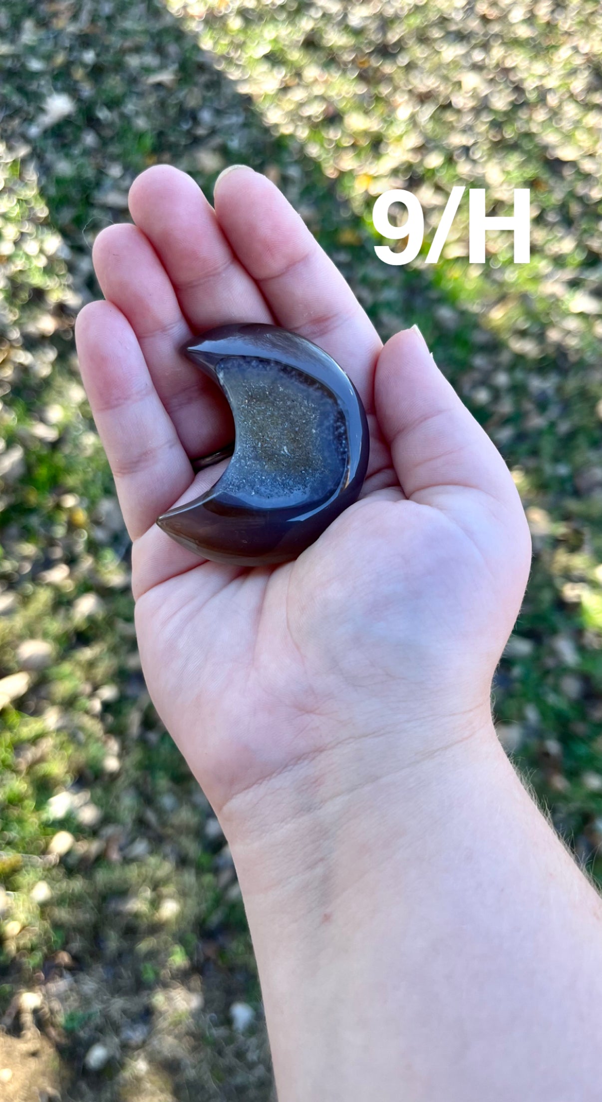 Druzy Agate Moon Carvings