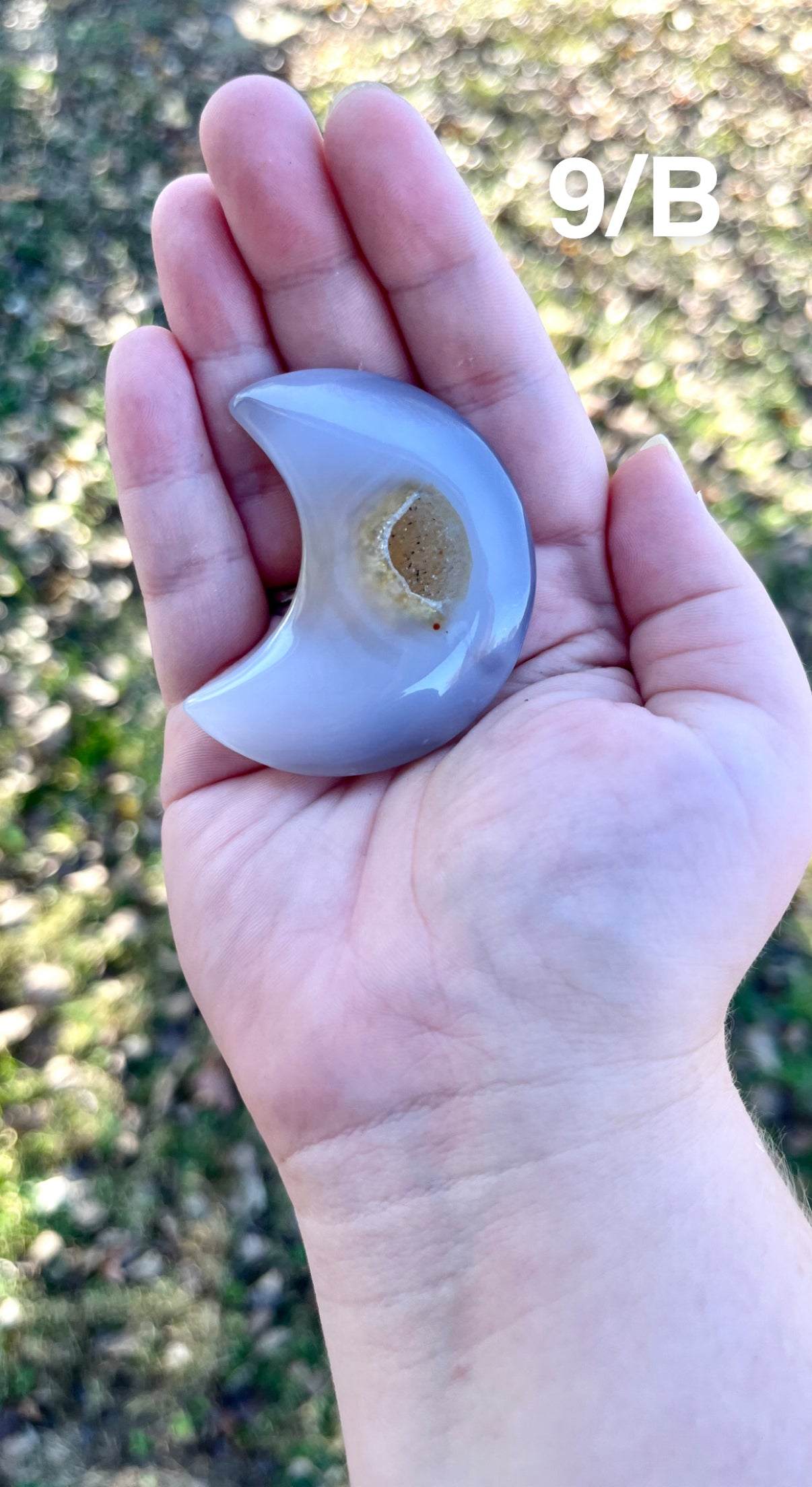 Druzy Agate Moon Carvings